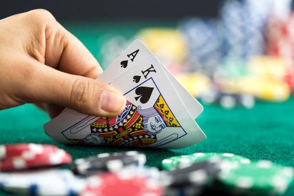 Enjoy Card Games at a trusted online casino Singapore for Players